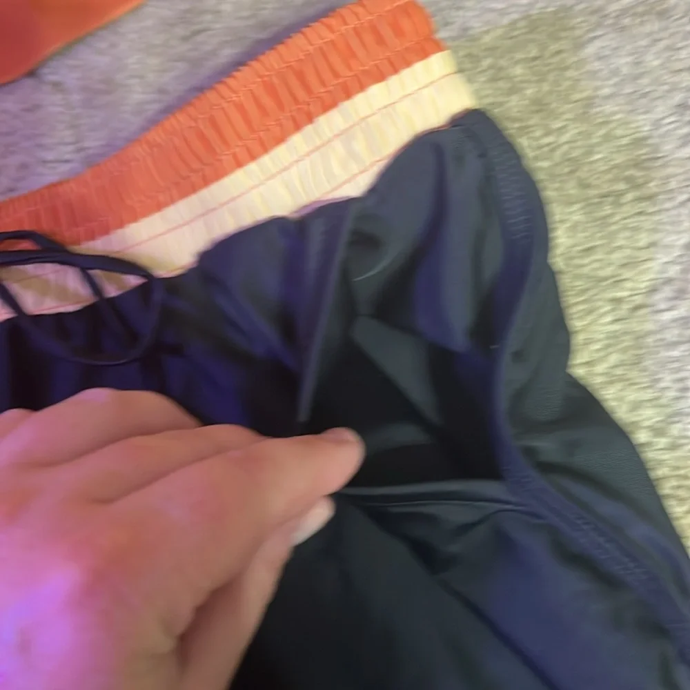 BNWOT 2 piece swimming suit XL - Picture 4 of 10